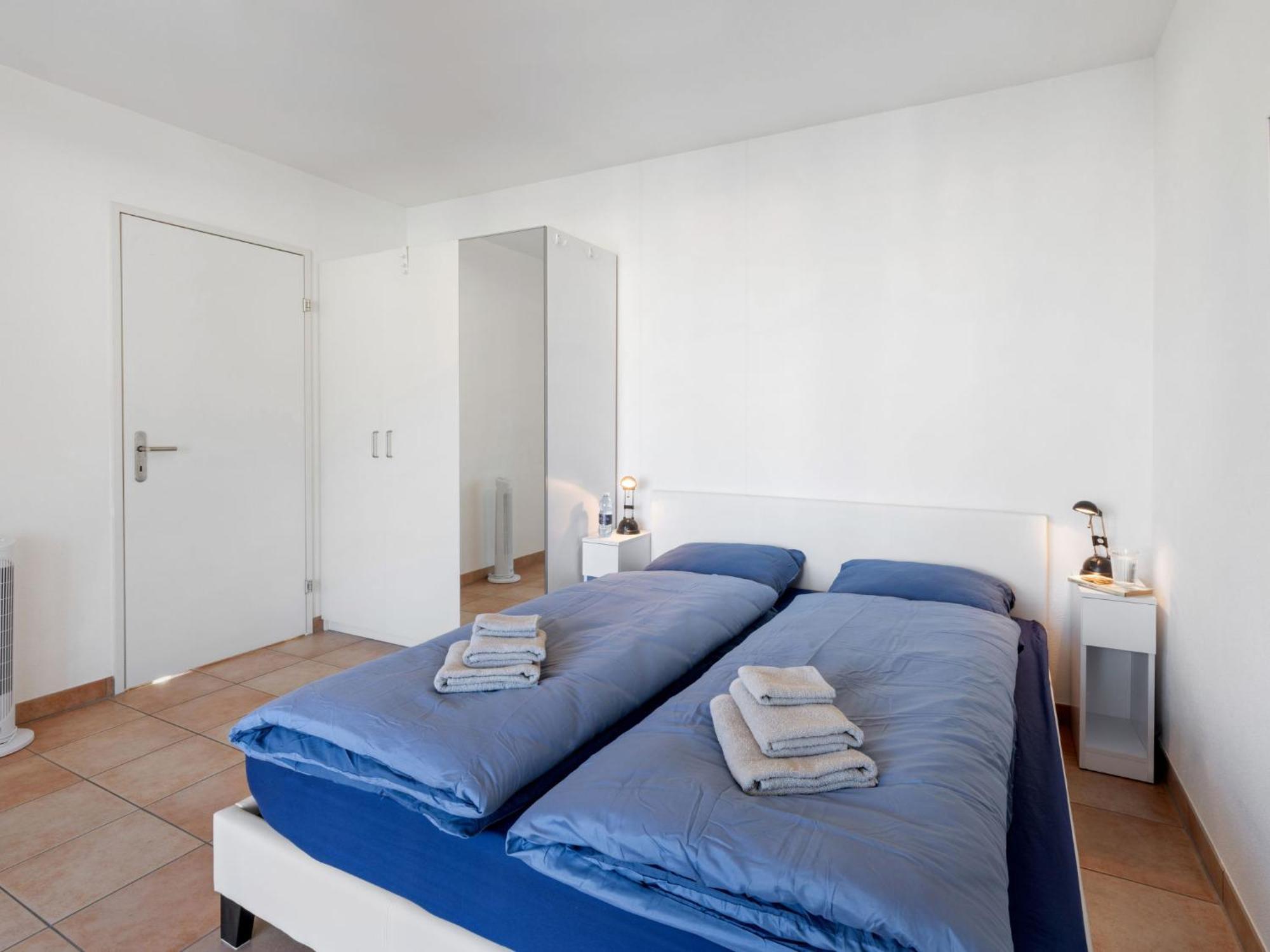 Apartment Torre Tessuti Apt-City Stay By Interhome Locarno Bagian luar foto